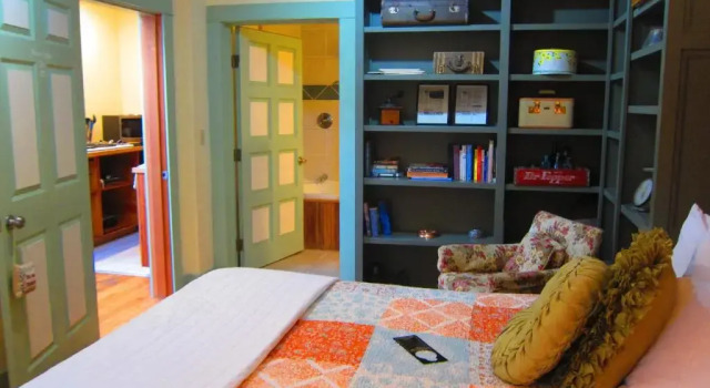 Семейный люкс Clementines Guest House & Vacation Rentals