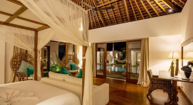 Вилла Villa Naty Canggu - 6 Bedrooms Luxury Villa
