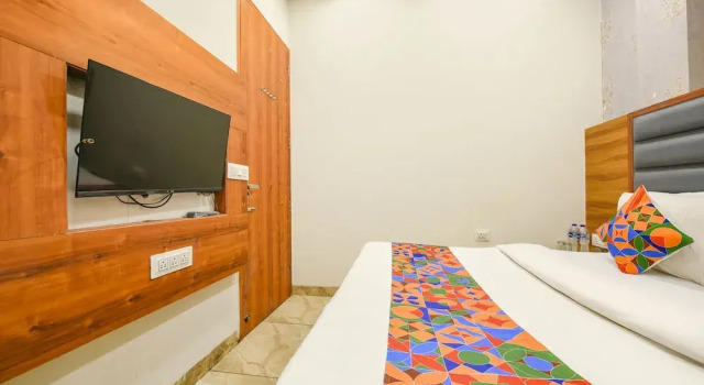 Fabexpress Royal Mg, Book Hotel Ludhiana Punjab