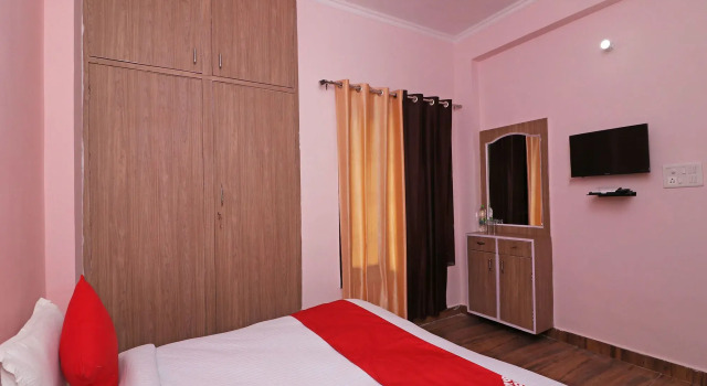 OYO 13756 Damyanty Residency & Resort, Rezervovat Lázně / Resort Nainital Uttarakhand