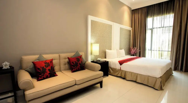 Двухместный номер Deluxe с видом на бассейн Hope Land Hotel 46/1