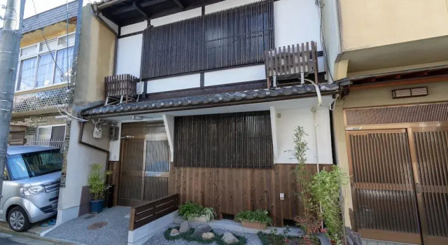 Jyuraku Tomi