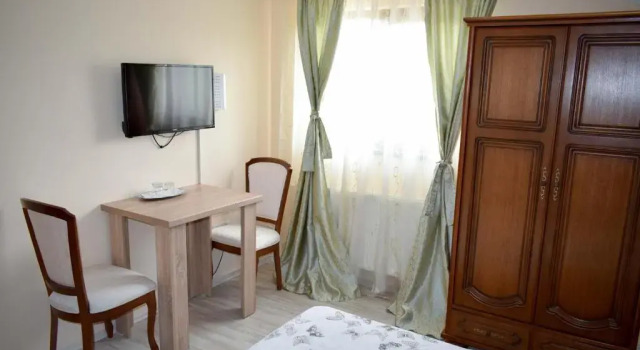 Pensiunea Flora, Book Hotel Billige hoteller i Arad
