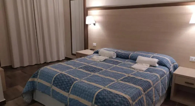 Standard- dobbelt værelse Hotel Holiday