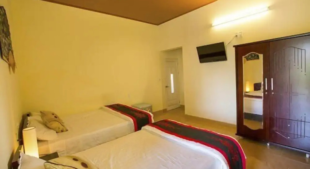 Семейный номер Standard с балконом и с видом на сад Strawberry Garden Homestay