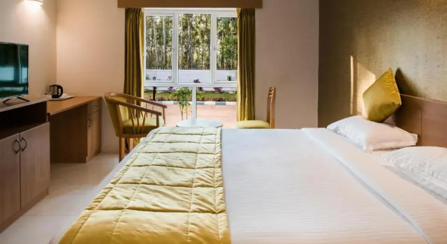 Двухместный номер Deluxe с видом на сад Fiestaa Resort n Events Venue - Near Bangalore Airport and KIADB