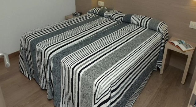 Almirall Apartaments