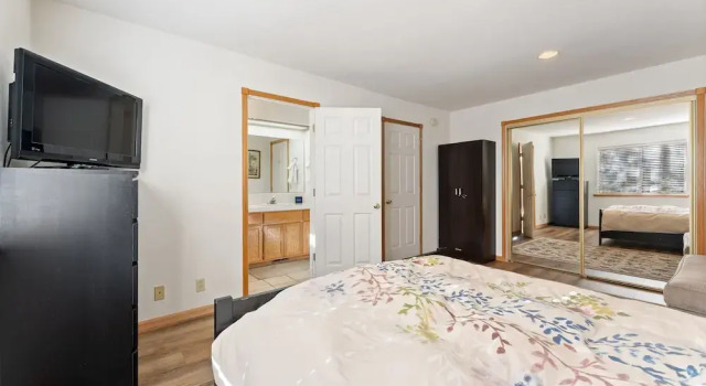 Pine Haven 3 Bedroom Home by RedAwning