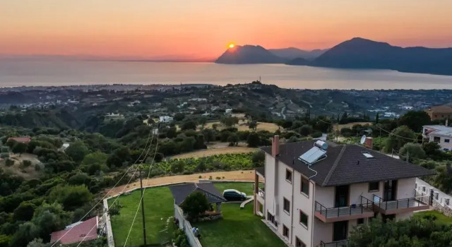 Вилла Villa Alexandros - Four Seasons