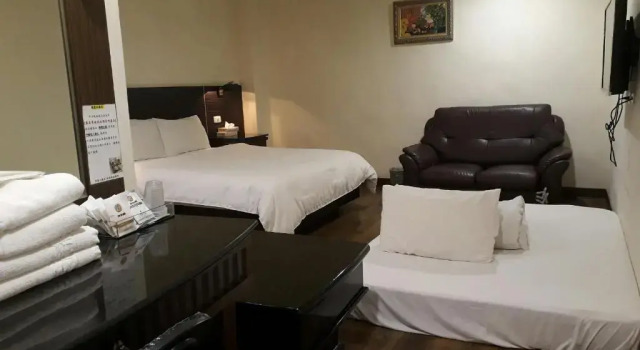 Семейный номер Standard Hua Tai Hotel