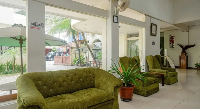 Sans Hotel Heryon Yogyakarta, Rezervovat Hotel 3hvězdičkové hotely v Yogyakarta Province, 3*