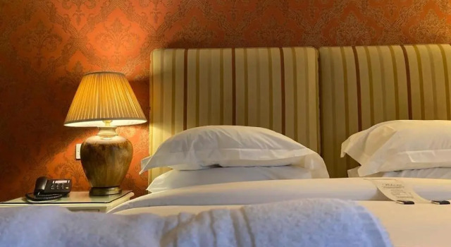 Номер Deluxe Le Bouchon Brasserie & Hotel