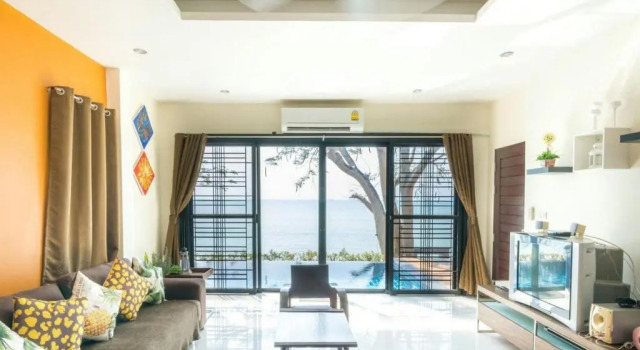 Koh Sirey Beachfront Pool Villa