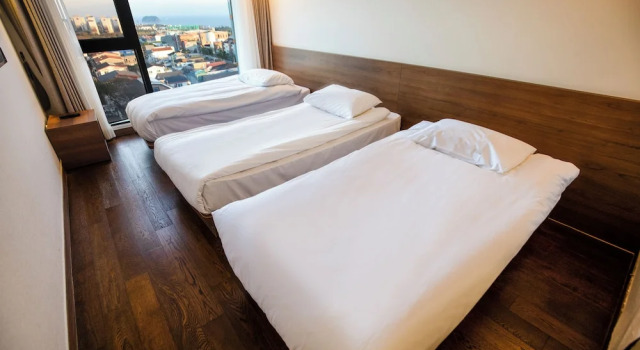 Трёхместный номер Standard с видом на океан Tamara Jeju hotel