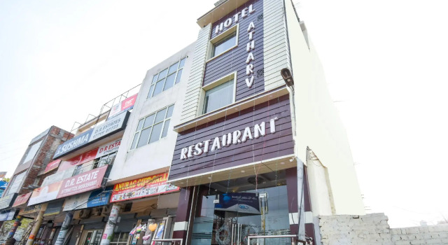 OYO 70744 Hotel Atharv, Prenota Hotel Hotel a Panchkula con colazione, Colazione
