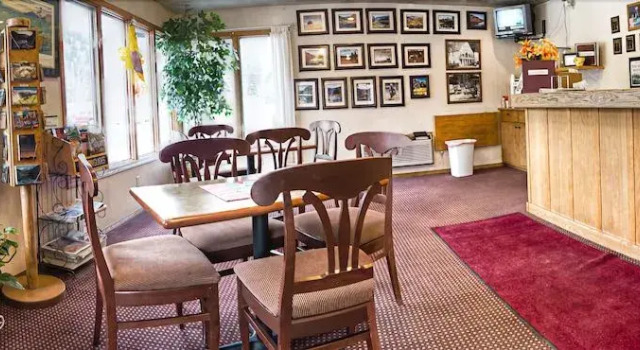 Budget Host Big Sky Motel, Rezerwuj Motel Hotele w Montana ze śniadaniem, Śniadanie