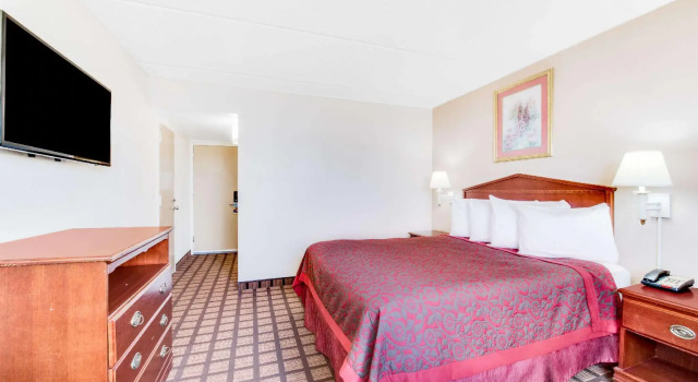 Двухместный номер Standard Days Inn & Suites by Wyndham Laredo