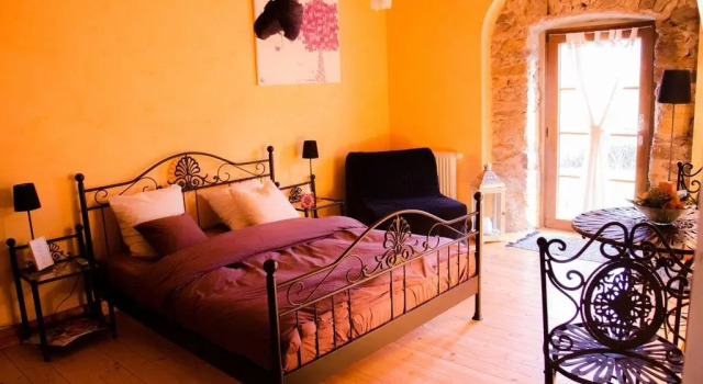H2ôtes, Rezervați Hotel Puidoux Cantonul Vaud