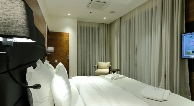 Hotel Vema, Забронировать Отель Отели Високо с парковкой, Парковка
