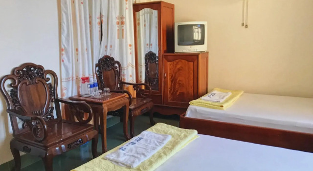 Hotel 8 3, Забронировать Отель Донгхой Quang Binh