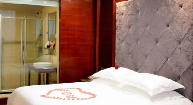Люкс Business Yongzhou Binhu Hotel