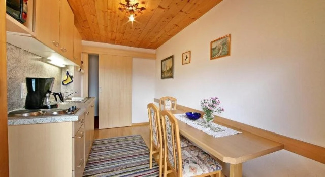 Gästehaus Pircher, Prenota Hotel Hotel a Tirolo con parcheggio, Parcheggio