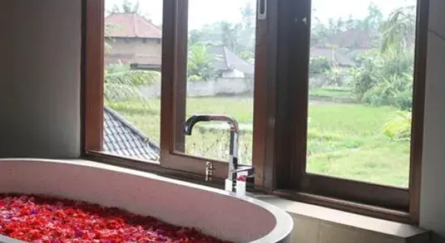 Villa Kami Ubud, Rezervovat Vila Chaty v Bali, Chalupa