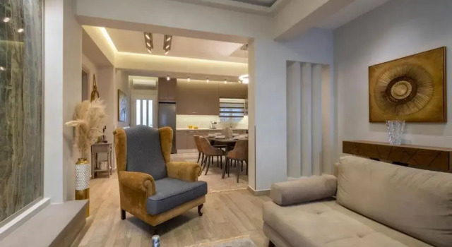 Апартаменты Maison De Luxx A10, Cozy Apartment with Garden In Larissa