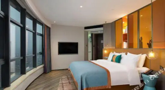 Люкс Lvyi Yazhi Hotel (Changning Dongfeng Square)