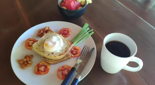Harmony Bay Resort and Dive Center, Prenota Resort Hotel a Sulawesi con colazione, Colazione
