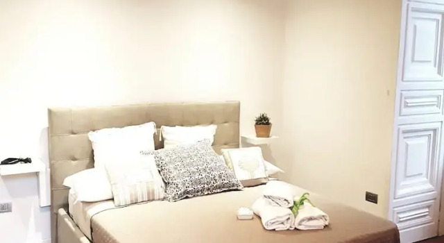 Exclusive Loft Vanvitelli, Забронировать Отель Отели Салерно 4 звезды, рядом с Дворец Читта ди Салерно, 4*