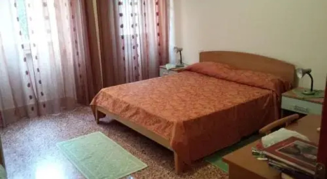 B And B Santa Gilla, Забронировать Отель Отели Кальяри с парковкой, Парковка