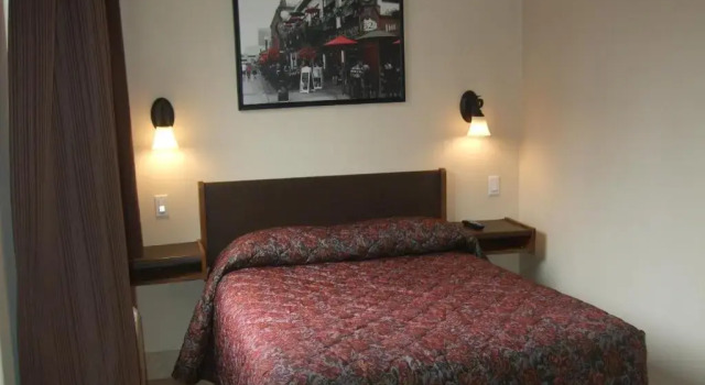 Trailside Inn