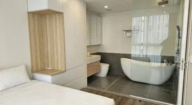 Апартаменты с 2 комнатами с балконом Ruby Serviced Apartment Phan Ke Binh