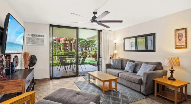 Kamaole Sands 7-109 - Romantic Getaway, Beautiful Renovation, Large Lanai, & AC!, Забронировать Апартаменты/квартира Уэйлея Мауи