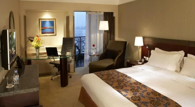 Номер Business Jianguo Hotel