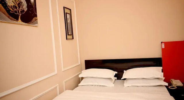 The Travellers Club, Prenota Resort Hotel resort a Guwahati, Resort