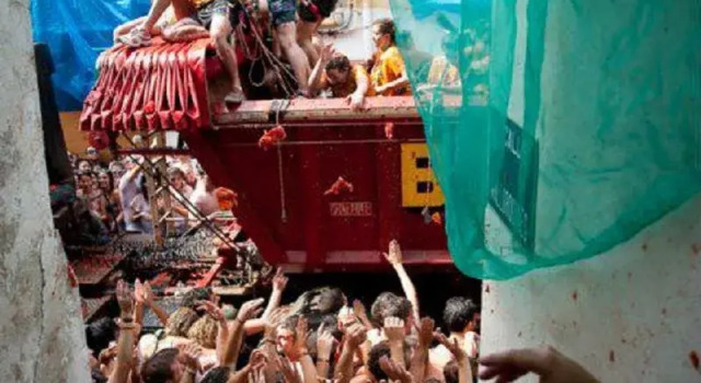 La Tomatina Festival, Забронировать Отель Пусоль Коста-де-Валенсия