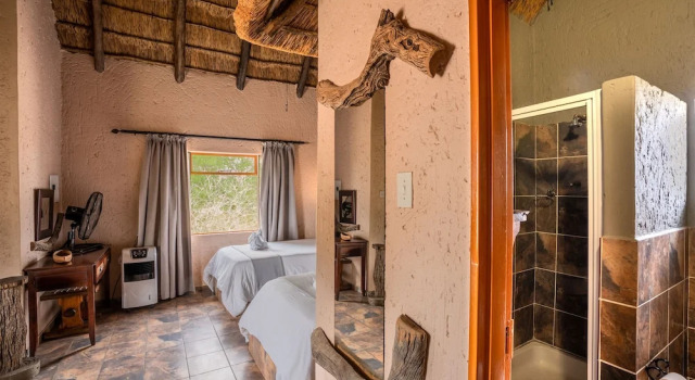 Шале Grassland Safari Lodge