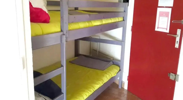 Studio in Sète, With Wonderful sea View, Furnished Balcony and Wifi - 100 m From the Beach, Забронировать Отель Сет Étang de Thau, рядом с Plage de la Vigie
