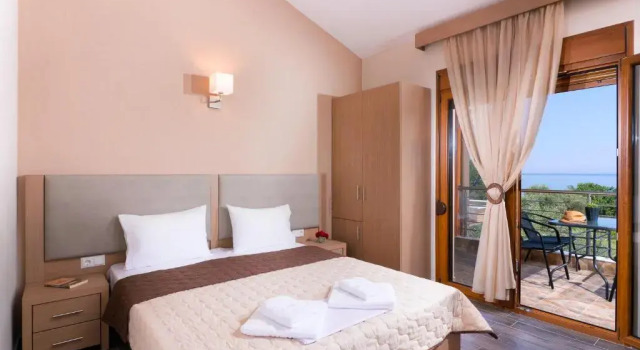 Семейный номер Standard с видом на море Kapsogeorgis Rooms