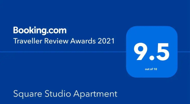 Студия Square Studio Apartment