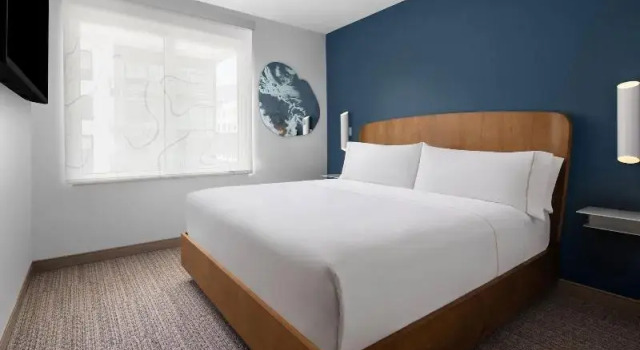 Element Tampa Midtown, Buchen Sie Hotel Hotels in Tampa mit Pool, Schwimmbad