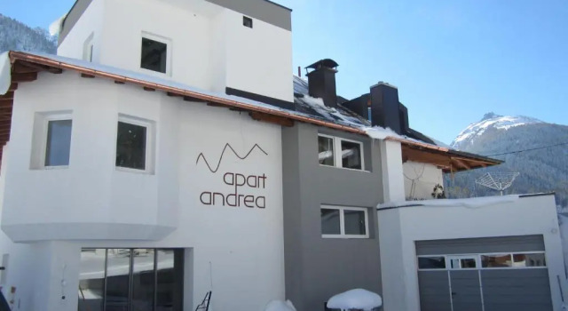 Apart Andrea