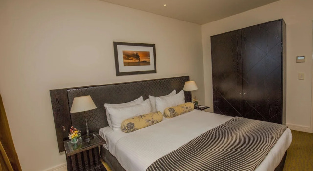 Номер Executive с видом на гавань Grand Papua Hotel