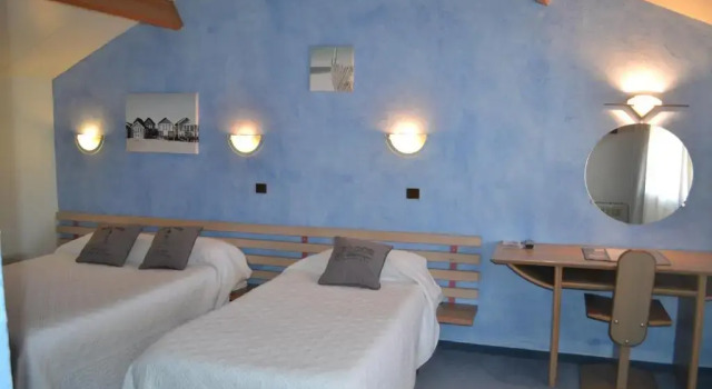 Номер Standard Logis hotel Noemys Gradignan