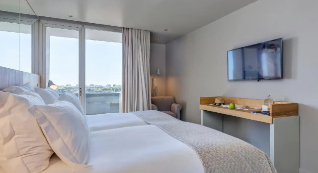 Villa C Boutique Hotel, Забронировать Бутик-отель Отели Вила-ду-Конди 4 звезды, 4*