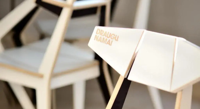 Номер Economy Draugų namai