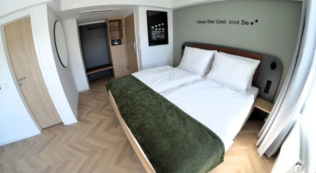Двухместный номер Comfort с балконом и с видом на город Cinema City Hotel Europaplatz Karlsruhe