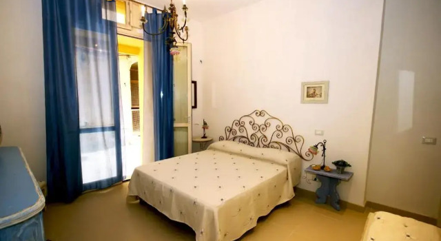 Standard Dreier Zimmer Khalisah